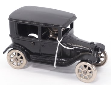 Arcade No.103 Ford Tudor Sedan