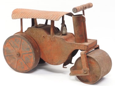Keystone Steam Roller sit & ride toy
