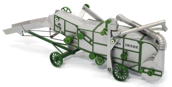 SpecCast John Deere Threshing Machine