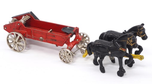 Arcade McCormick Deering Spreader No.402