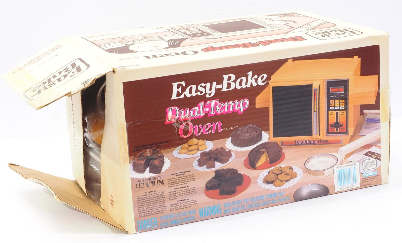 Easy-Bake Dual Temp Oven: Easy-Bake Dual Temp Oven by Kenner, with original box - Excellent