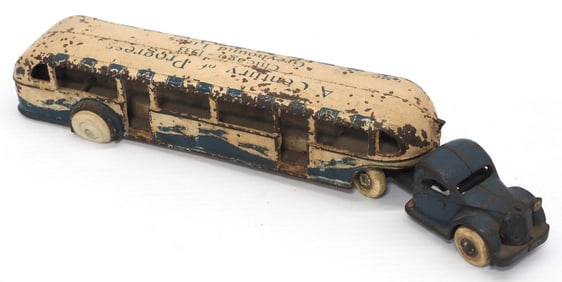 1930s Arcade Century of Progress, Greyhound bus