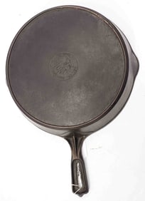 Wapak No.9 Hollow Ware cast iron skillet