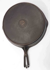 Wapak No.10 Hollow Ware cast iron skillet