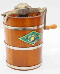 White Mountain Junior ice cream freezer