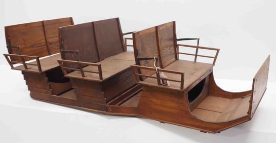 Store display folding, triple-seat pony wagon box