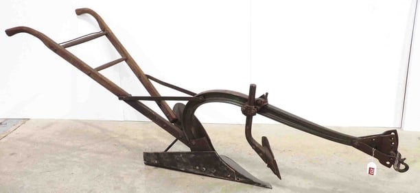 John Deere 1-horse walk-behind plow