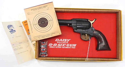 Daisy Bullseye BB Six-Gun pellet gun set