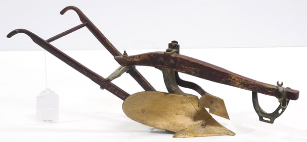 Salesman sample walking plow