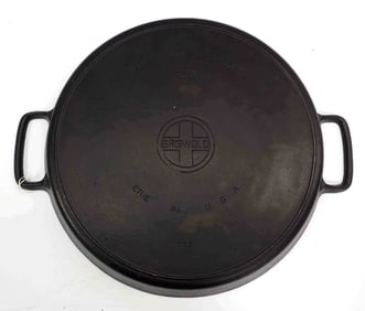 Griswold #20 cast iron skillet