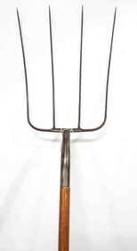 4-tine long-handle straw fork