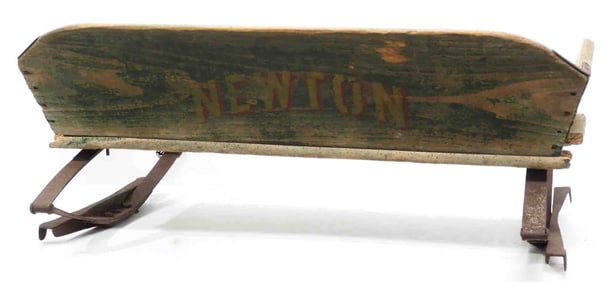 Newton box wagon seat