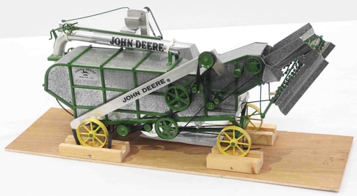 Custom 1/16 scale John Deere threshing machine