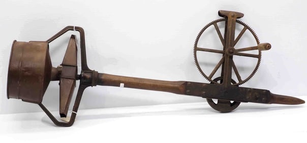 Horseback hand crank seeder