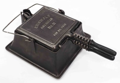 Griswold No.11 cast iron waffle iron