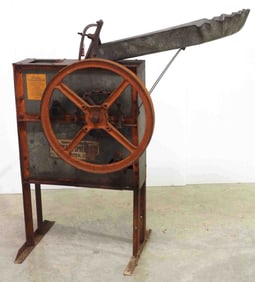 New Idea hand-crank, floor model corn sheller