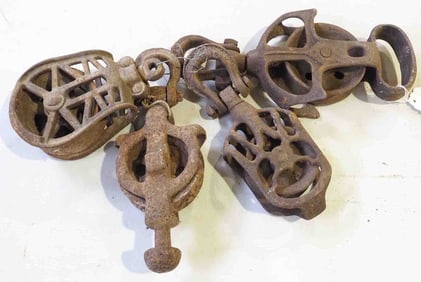 Assorted center drop pulleys