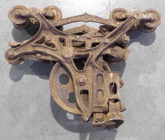 Ney 8-wheel hay sling