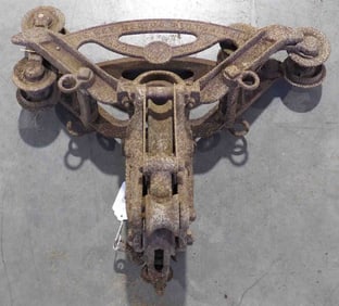 Ney Cross Draft "Badge" hay trolley