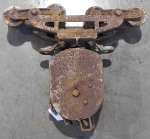 Hicksville hay trolley