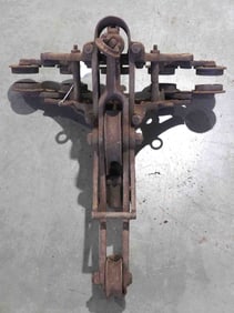 Ney Snouter "harp" 8-wheel hay trolley