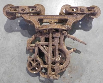 Porter 8-wheel steel track hay sling