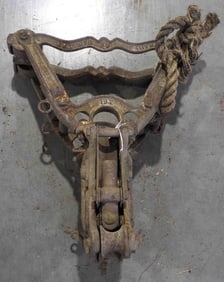 Ney Cross Draft wood beam hay trolley