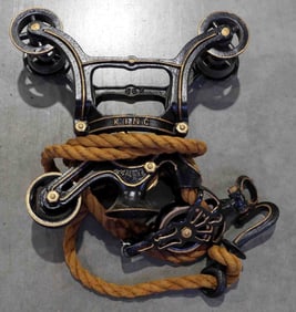 Ney wood beam hay trolley