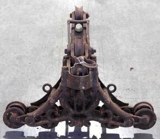 Ney Snouter "harp" hay trolley