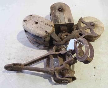 Assorted pulleys including Porter sling