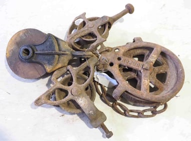 Assorted pulleys