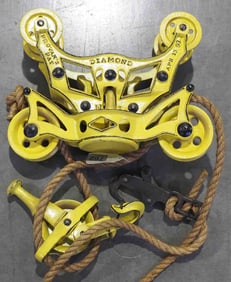 Diamond 4" hay trolley