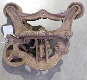 Louden Jr steel track hay trolley