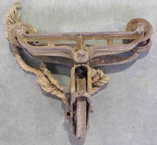 HHF Cross Draft steel track hay trolley