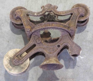 Ney 45 steel track hay trolley