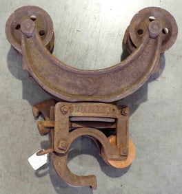 Eagle "Shield" hay trolley