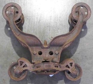 WS&C "Champion" wood beam hay trolley