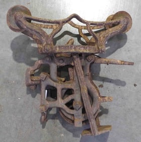 Porter 'no name' steel track hay sling