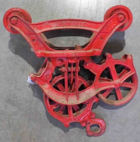 Louden Senior hay trolley