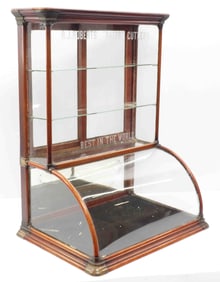 R.J. Roberts 'Razor' Cutlery curved front showcase