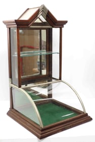 Curved front, steeple countertop showcase