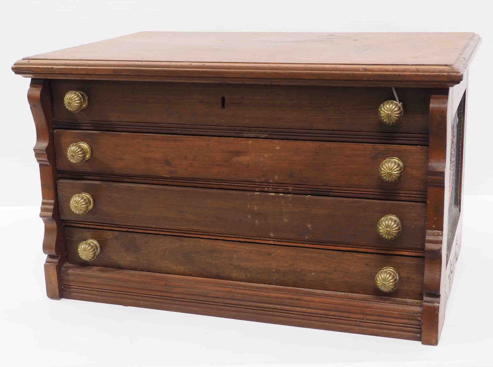 Willimantic Six Cord Spool Cotton spool cabinet (1 of 3)