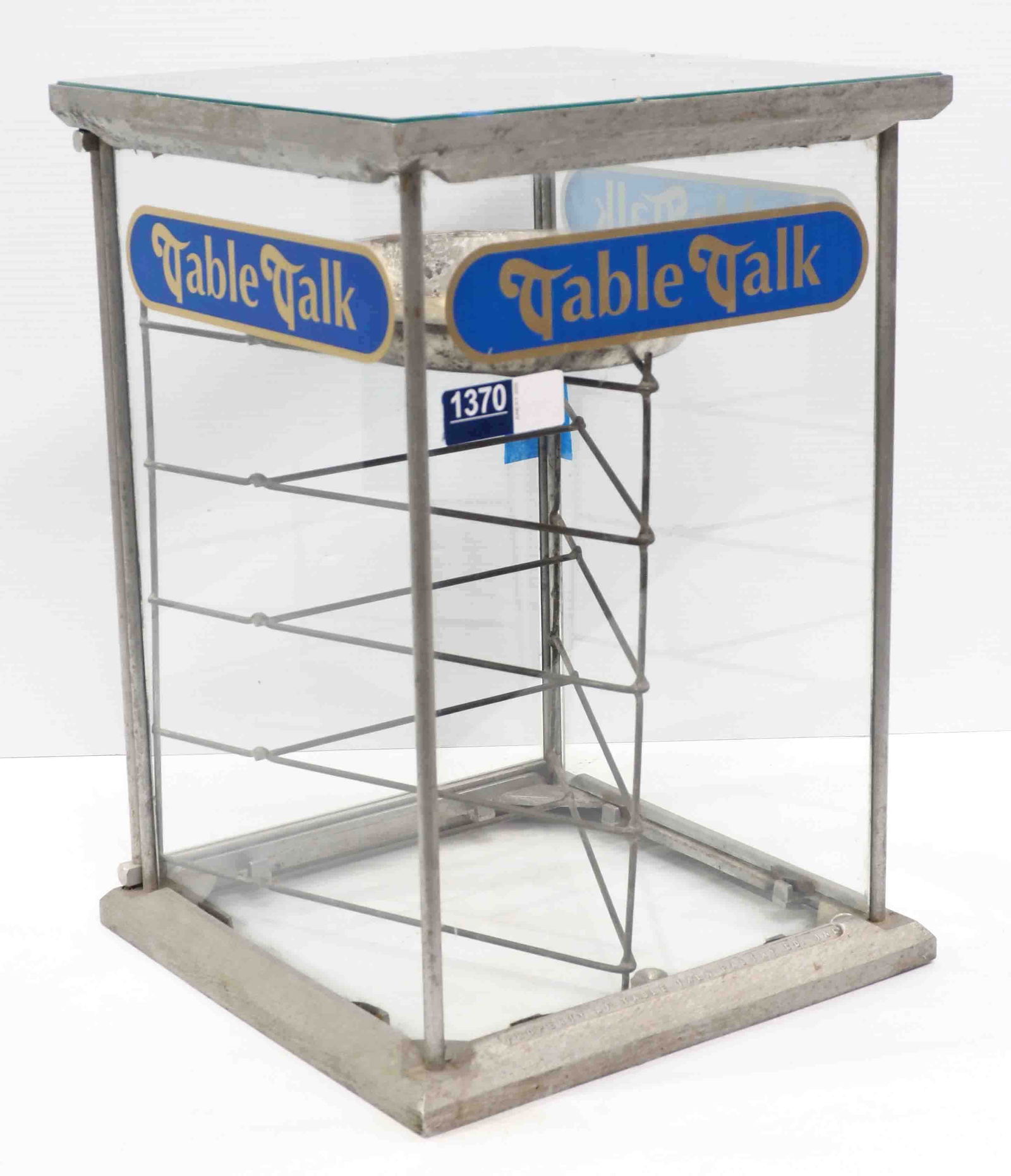 Table Talk metal & glass pie display case (1 of 3)