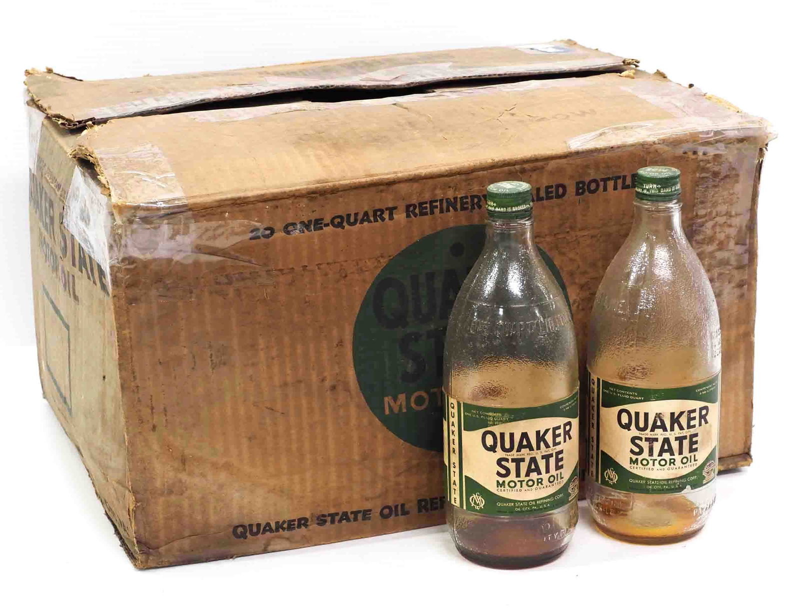 (15) 1-quart Quaker State Motor Oil bottles (1 of 2)