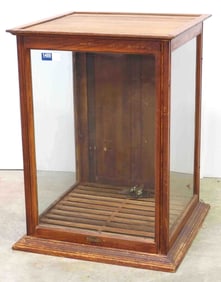 Large bakery display case with slatted shelves