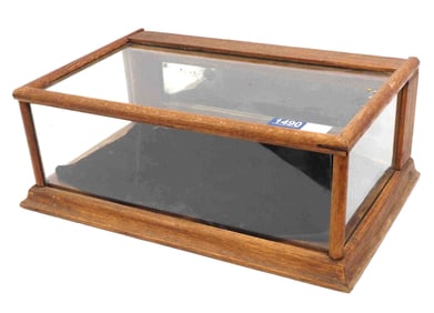 Small country store countertop showcase