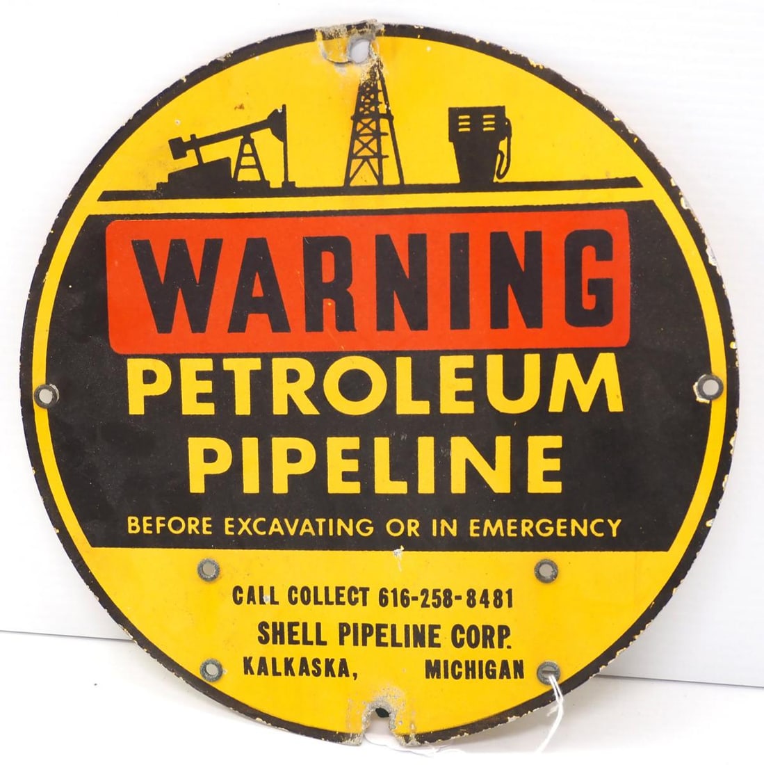 SSA Warning, Petroleum Pipeline sign (1 of 2)