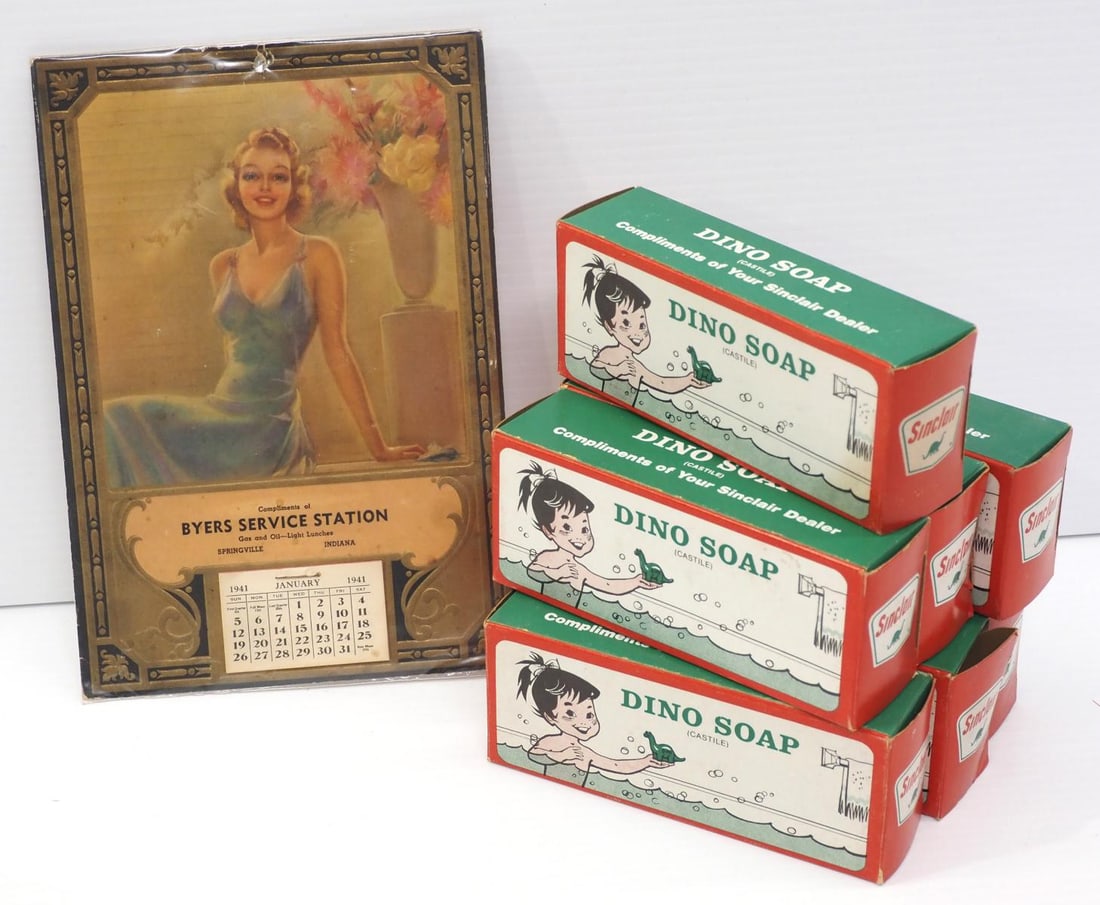 (7) Sinclair Dino Soaps & Service Station calendar (1 of 2)