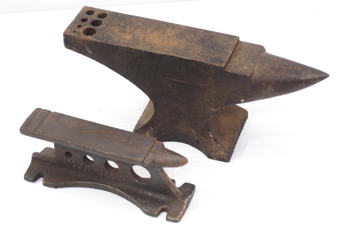 (2) Small anvils: Hardy Home Anvil, Durbin Durco Inc, 6"L / 9.5"L stamped G.E. Johnston (1 of 4)