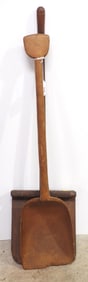 (2) Wooden primitive shovels